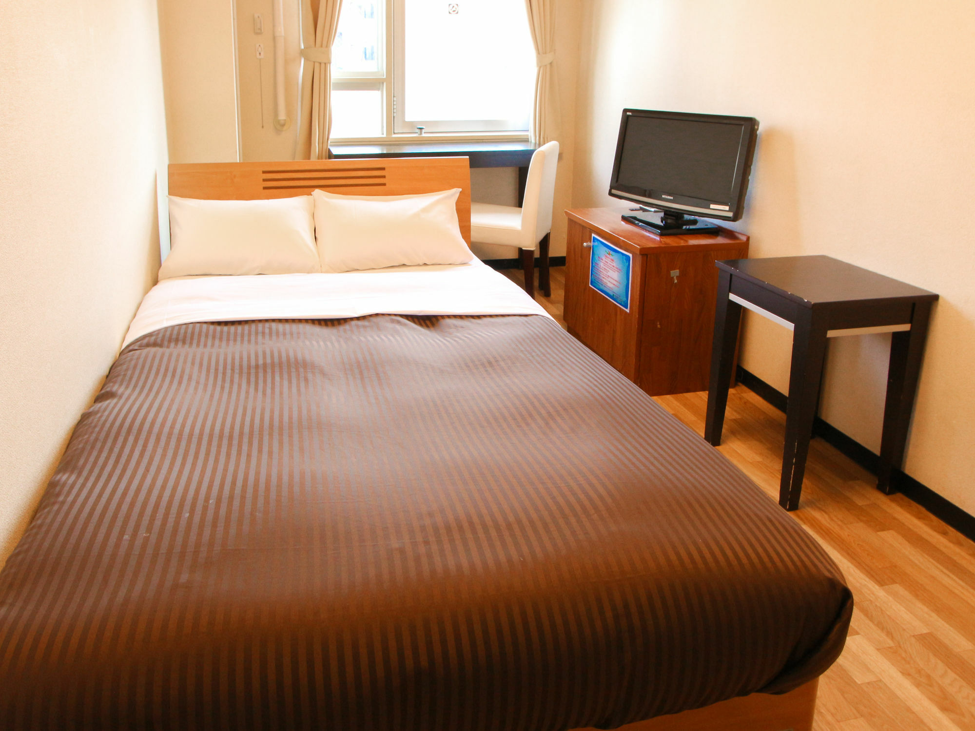 Hotel Livemax Budget Kawasaki Ekimae Exterior foto